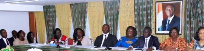 En prélude au 3ième Congres ordinaire du RDR :le ministre Touré Mamadou mobilise les femmes du RDR.