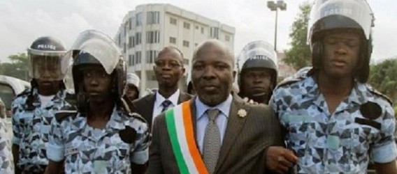 Arrestation de l’honorable  Gnangbo KACOU ! Le pouvoir Ouattara aux abois