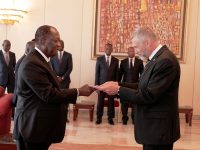 ﻿L’Ambassadeur des Etats-Unis Richard K. Bell présente ses lettres de créances au Président Alassane Ouattara