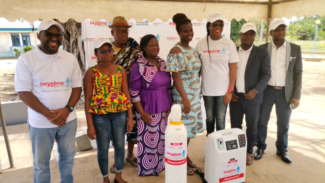 Côte d’Ivoire/Projet « Oxygène pour tous »: la Fondation Prudence et l’ONG AGIS font un Don de Kits d’Oxygène Médical à l’hôpital Général de Jacqueville, et aux centres de santé de Irobo et Addah dans la. Même localité