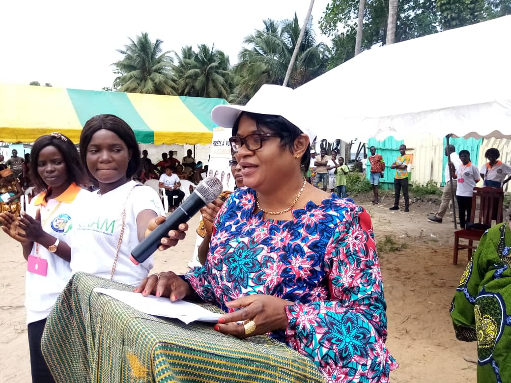 Côte d’Ivoire/Révision de la liste Électorale :Mme GOURMANON Moya Sabine.. Présidente des Femmes ATCHAN GOTO SNA chargée de la Mobilisation au RHDP, invite les femmes ATCHAN et des villages Atchan de la Commune de Yopougon à aller se faire enrôler.